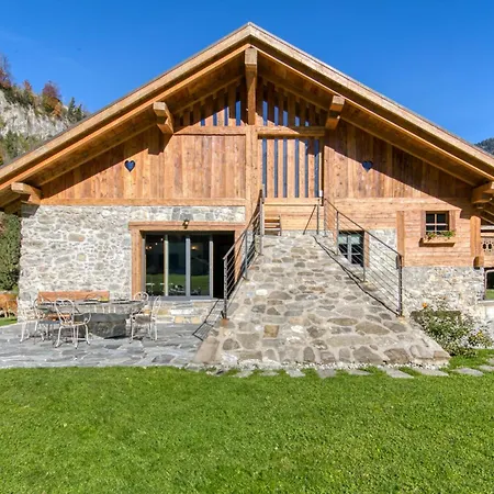 High-end Nature Hideaway - Ferme A Marius Bauernhof Champéry