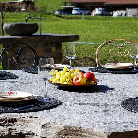 High-end Nature Hideaway - Ferme A Marius *