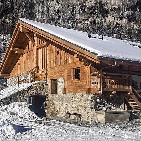 High-end Nature Hideaway - Ferme A Marius